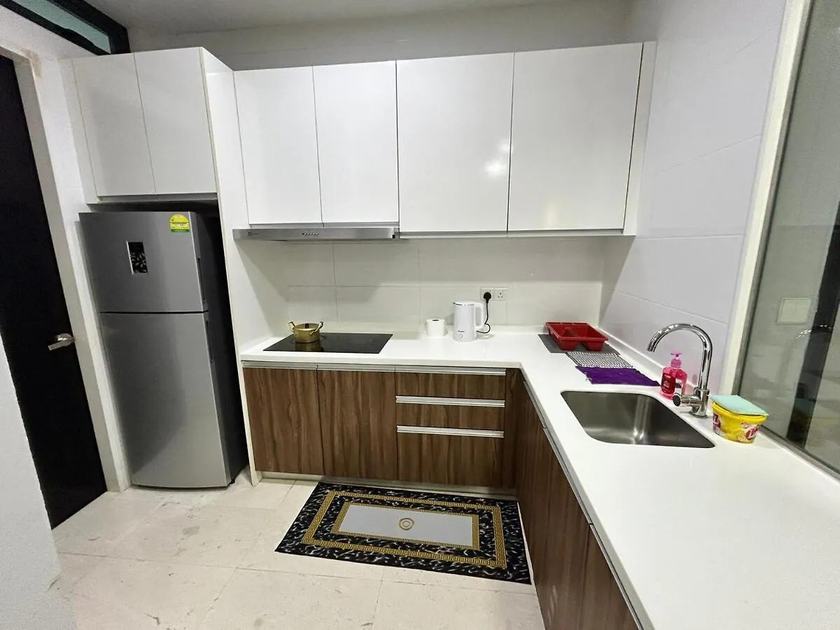 New Cozy 2Br Setia Sky 88 Apartment Johor Bahru
